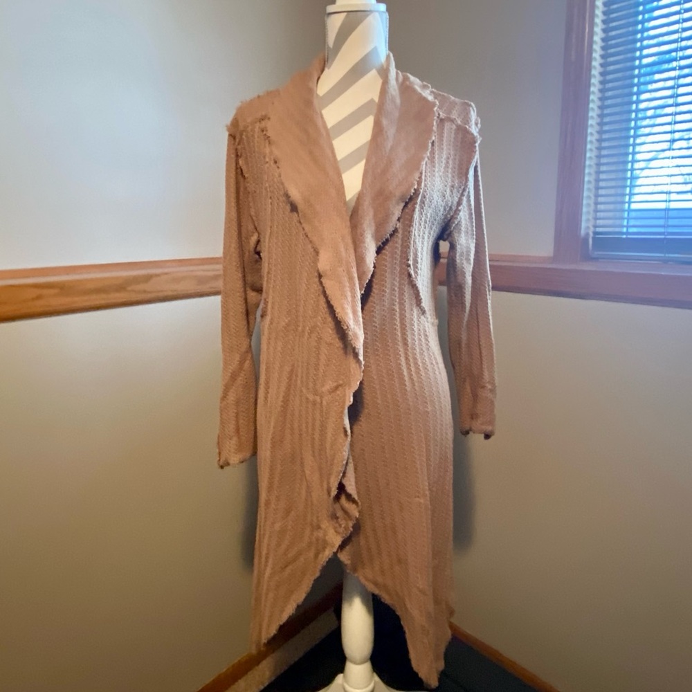 EUC BKE flyaway cardigan